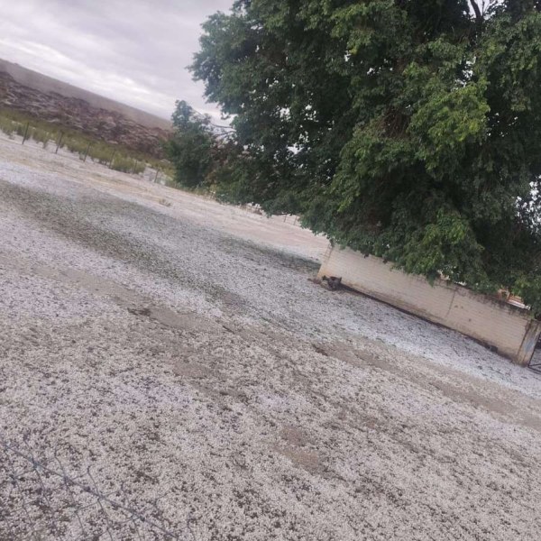 Cae granizo en Cuauhtémoc y Santa Isabel