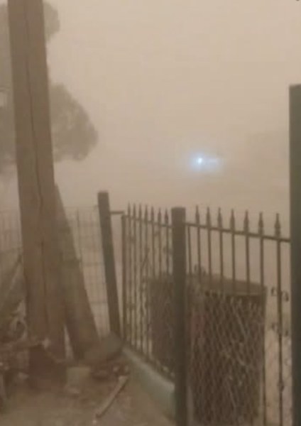 Tormenta de arena oscurece Villa Ahumada y paraliza la carretera Panamericana