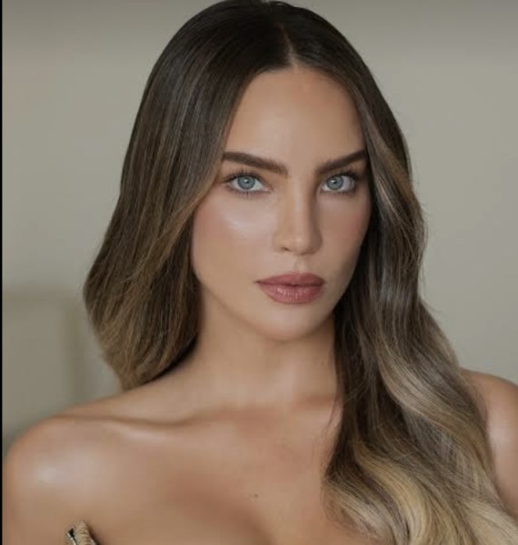 Belinda estrena romance con actor español