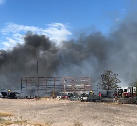 Se incendia yonke