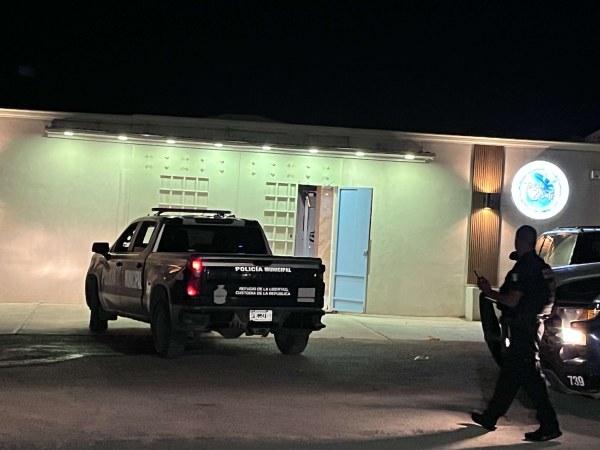 Muere niño ahogado en alberca de terraza