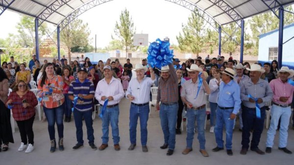 Inauguró Mario Vázquez domo en primaria