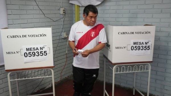 Encuestas a boca de urna revelan “empate técnico” entre Sánchez y Fujimori en Perú