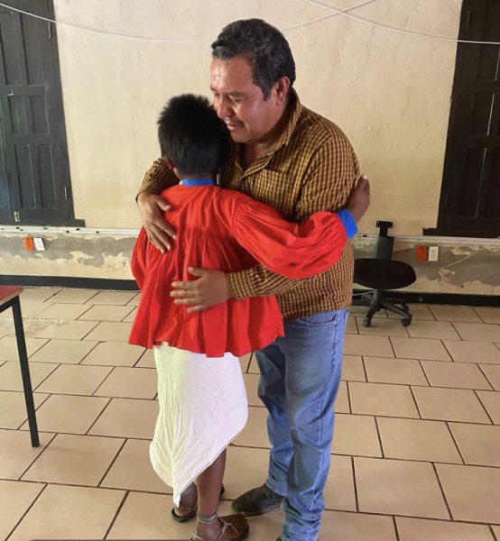 Rarámuri gana Olimpiada del Conocimiento