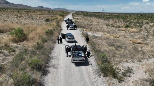 Realizan operativo en carretera a Ojinaga