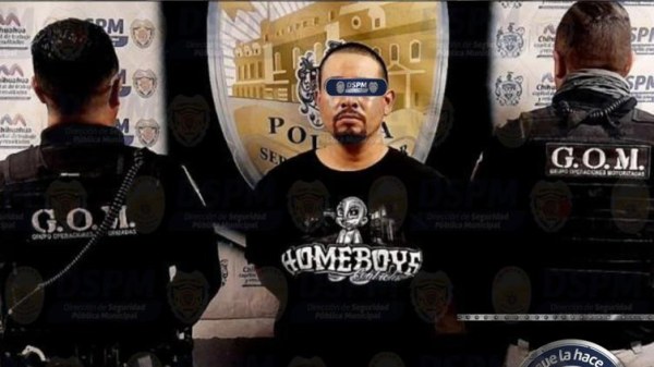 Lo detienen por apuntarle a policías