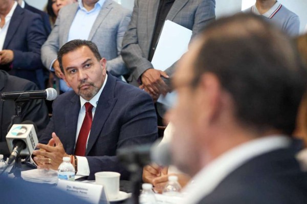 Me quieren descarrilar: Cruz por reforma electoral