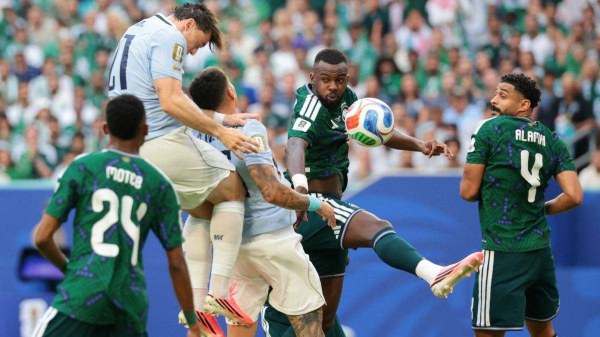 Empata Uruguay 1-1 con Arabia Saudita