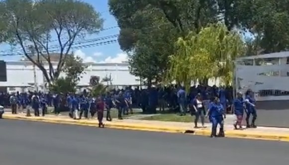 Desalojan maquila por amenaza de bomba