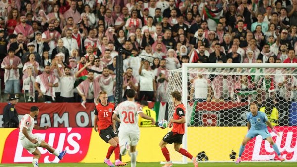 Derrota Austria 3-1 a Jordania