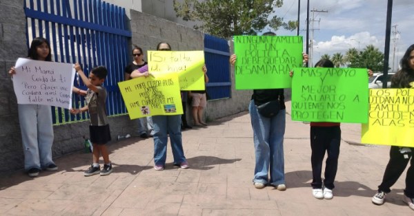 Familias de policías exigen pensiones dignas en Delicias