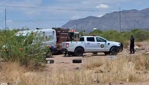 Rescatan a joven en baldío