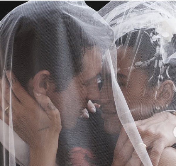 Galería: Comparte Dua Lipa fotos de su lujosa boda