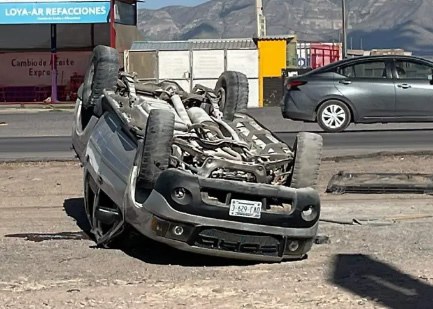 Vuelca en carretera a Aldama