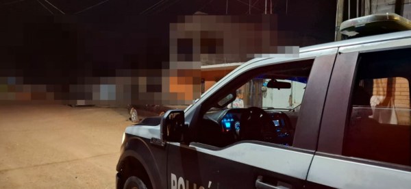 Mujer abandona a su hijo de 3 años