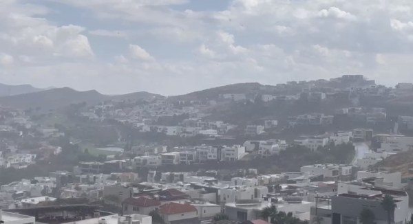 Lluvia y tormenta eléctrica dan tregua al calor en la capital