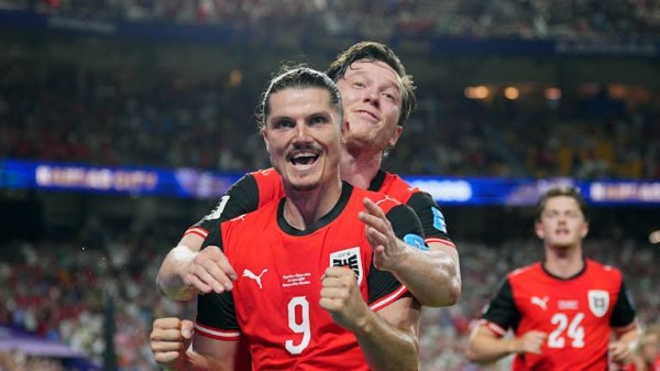 Empata Austria 3-3 con Argelia