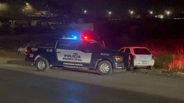 A punta de pistola roban dos autos en el sur