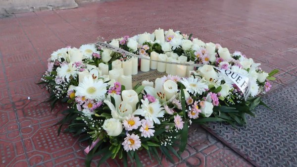 Honran memoria de Marisela Escobedo con ofrenda floral