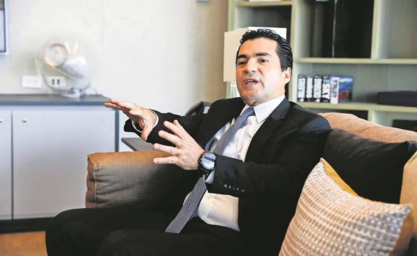 Muere hijo del director general de BBVA México en accidente vial