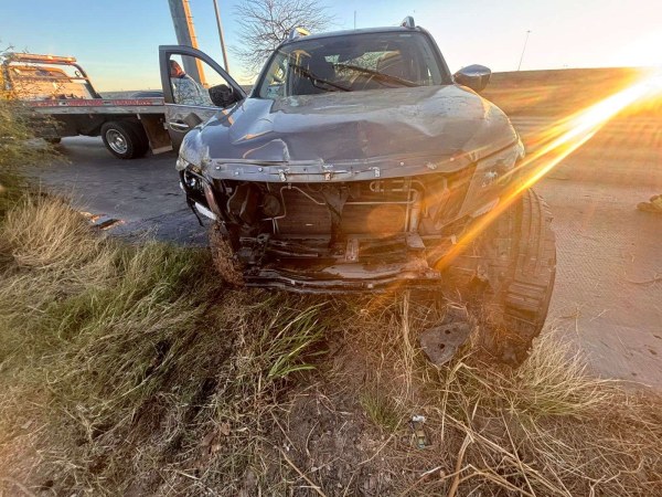 Cae en acequia en la Juan Pablo II