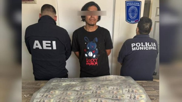 Lo detienen con más de $20 mil dólares falsos