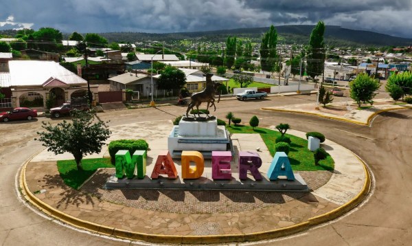 Atacan a balazos a ministeriales en Madera