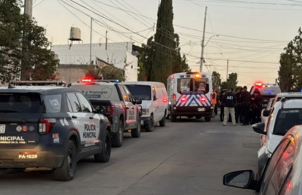 Menor detona bala con encendedor; arrestan a su madre y  padrastro huyó