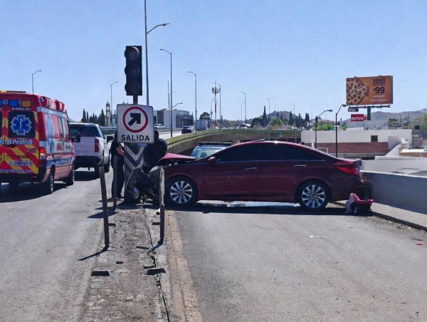 Caos vial en el canal por choque