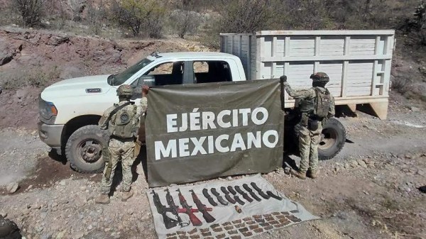 Incautan armamento, vehículo y casi 500 cartuchos en Moris