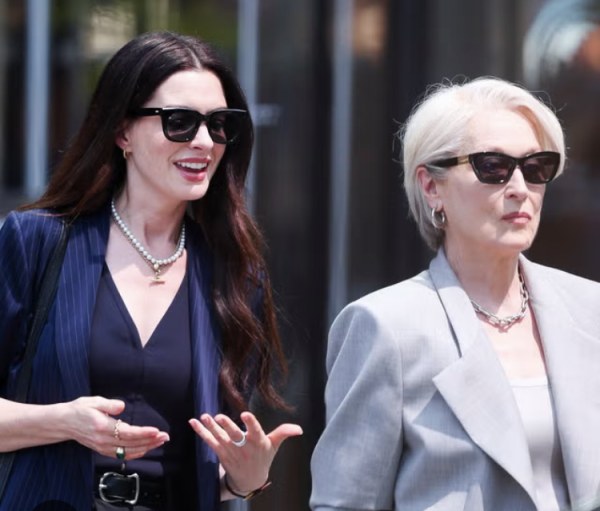 Meryl Streep y Anne Hathaway deslumbran en la CDMX con desfile de “El diablo viste a la moda”