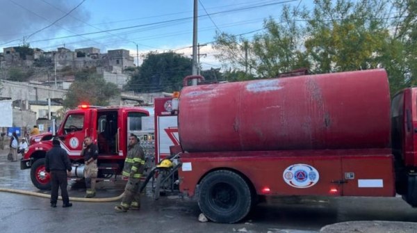 Fallece adolescente en incendio