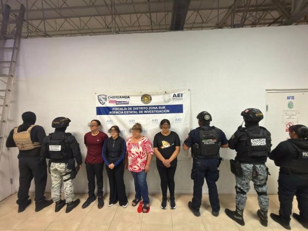 Detienen a cuatro tras cateo en Parral