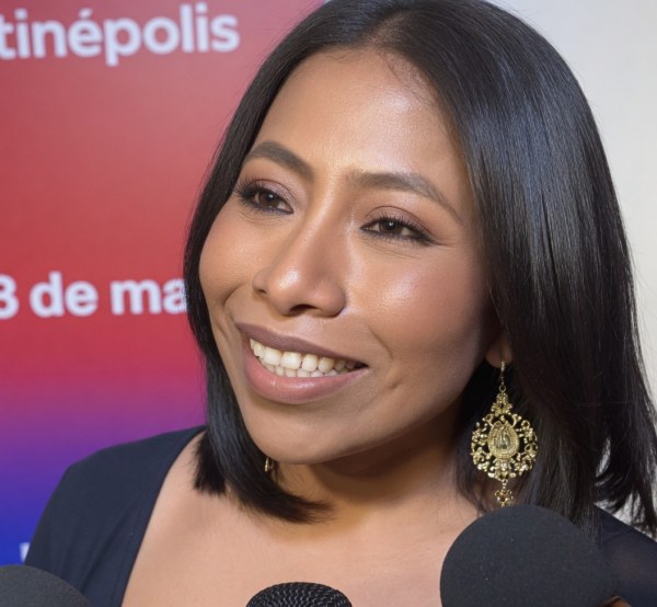 Yalitza Aparicio sorprende con renovada imagen