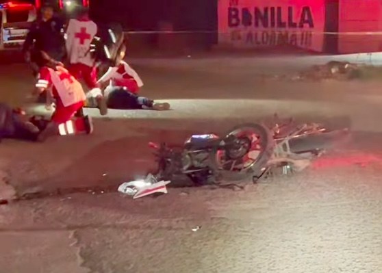 Dos lesionados tras choque en Aldama