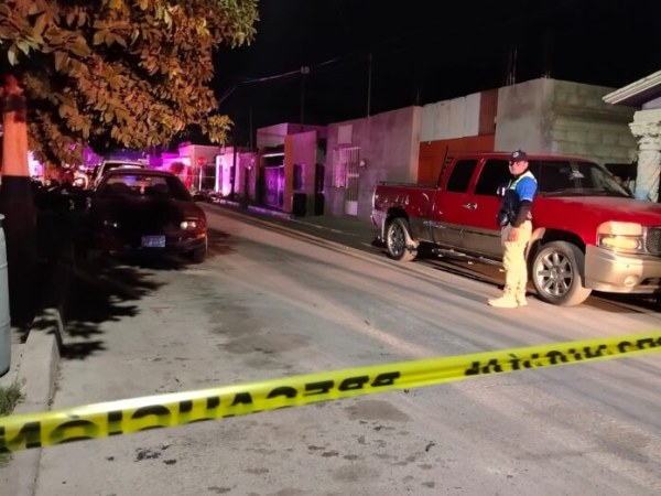 Muere tras choque entre motocicletas
