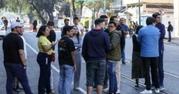 Fallan alertas móviles durante sismo de magnitud 6 en la CDMX