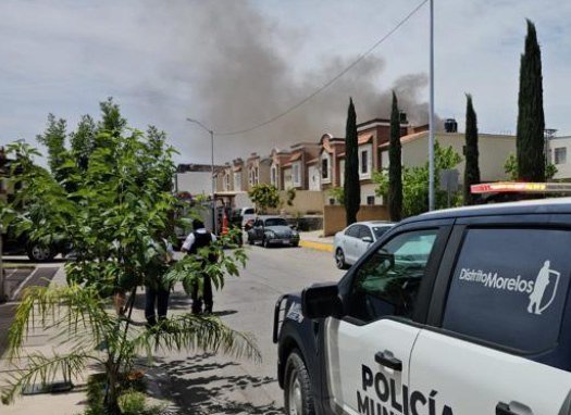 Se incendia casa en Romanzza