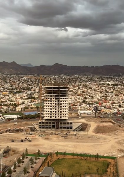 El termómetro alcanzará los 32°C : Mayormente nublado