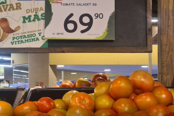 Precio del tomate se dispara más del 131% en abril