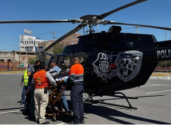 Trasladan en helicóptero a accidentado en Guachochi