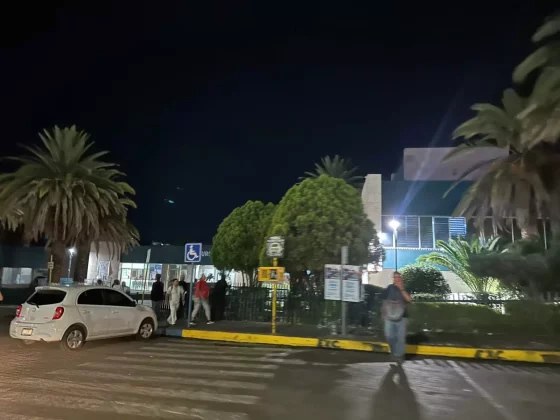 Se desploma y muere estudiante del CBTIS