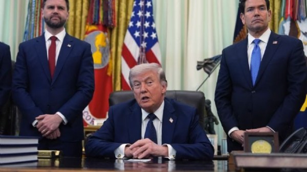 Trump propone a JD Vance y Marco Rubio para elecciones de 2028