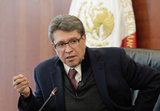 Monreal pide prudencia ante juicios políticos