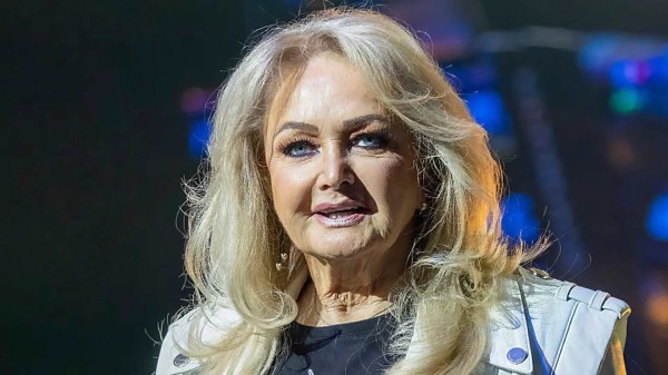 Bonnie Tyler estable tras complicaciones de salud