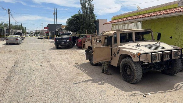 Balean camioneta en Las Arecas