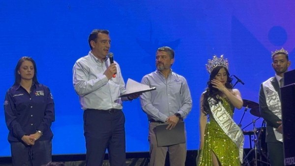 Inauguran Feria de Santa Rita