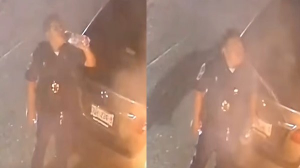 Policía intenta sofocar incendio con técnica inusual