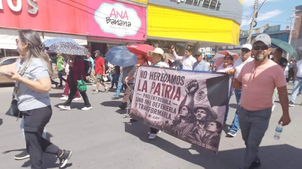Marchan morenistas en Delicias