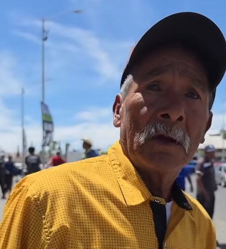 “Nomás vengo acompañando”, se viraliza en marcha de Morena